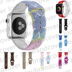 Designer Apple Watch Band Bracelet de montre en silicone pour Apple Watch Series 8 3 4 5 6 7 49mm 38MM 42MM 44mm Bandes iWatch Brassard d'impression couleur AP Bracelets de montre Bracelet Sangles intelligentes