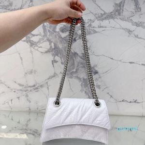 Diseñador-Mujeres Bolsos Diseñadores Bolso Lady Design Reloj de arena Bolsos de hombro Lady ChainBag Silver Letter Handbag Crossbag Luxury Classic Bag Aceite Cera Cuero Tres colores