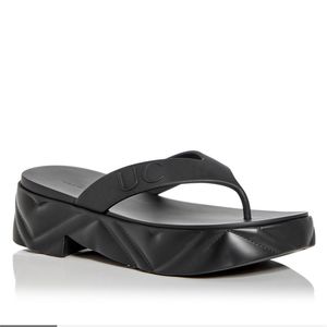 Designer Femmes Flatform Sandales Sandales Summer Luxury Chunk Flip Flops Rubber Beach Slides Lady Casual Slippers G Sandal Flip-Flop 36-41