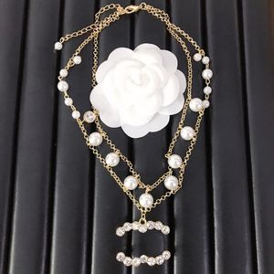 Collares de diseñadores Caminos Diamond Pearl 18K Titanio Titanium Steel Chain Joya Baily Girl Girl Best Wedding Gifts para fiestas Cadenas heladas