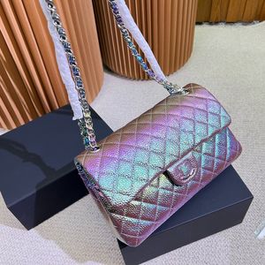 Diseñador Bolso de hombro para mujeres 25cm Diamante de cuero Verga de plata hebilla Hebilla de lujo Matelasse Matelasse Color Crossbody Bag Bag Shopoche Bolsa de axilas