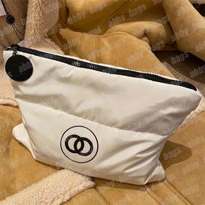 Sac de maquillage pour femmes de créateur Sac cosmétique de luxe en coton Zipper Sacs de toilette Lady Fashion Pochette cosmétique Kits de toilette Marque Make Up Bag