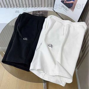 Designer Femmes hommes shorts Vêtements lowe Vêtements Unisexe femme petit grand Slim Fleecy mince Mode Court Street Style Marée Genou Longueur chinois 2023