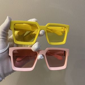 Designerfull frame Vintage gafas de sol que marcan tendencia retro hip-hop street photo gafas caja gafas de sol