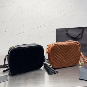 Bolsos de diseñador Luxurys Bolsos de mujer El bolso de mensajero de un solo hombro Bolso de mano grande Cartera de cuero crossbody bolso de cámara clásico encanto versátil Tienda de fábrica