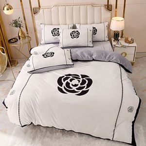 Designers Fashion Bedding Sets Pillow Tabby 2pcs Comforters setvelvet Duvet Cover Bed Sheet Comfortable King Quilt Size2399