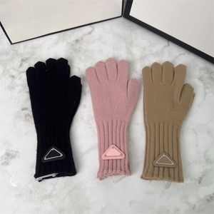 Designers cinq doigts gants mode gants décontractés 6 couleurs femmes luxurys triangle lettres gant unisexe tendance hivernale chaude golve