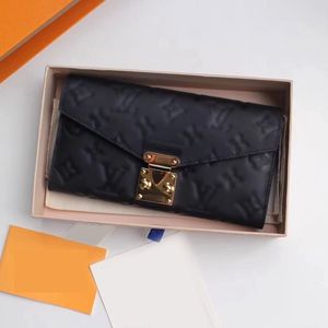 Designers Long Portefeuille Rabat Sac en relief Porte-cartes de luxe Pochette clé Femmes Hommes Portefeuilles de luxe Bracelets Porte-clés Titulaires de passeport vintage Pochettes en cuir