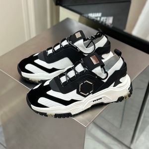 Diseñadores New Plein Runner Zapatillas de deporte icónicas Zapatos casuales Hombres Predator Runners Zapato Metal PP Hebilla hexagonal con deportes al aire libre que absorben los golpes 38-45