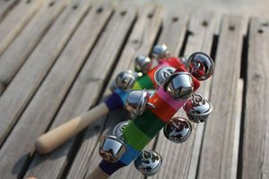 DHL Baby Toys Rattle Rainbow With Bell Orff Instrumentos musicales Juguetes educativos de madera Cochecito Cuna Mango Actividad Bell StickZZ