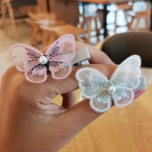 DHL GRATIS Diseño de mariposa Pinzas para el cabello Niños lindos Novedad Accesorios para el cabello Venta al por mayor Gasa Brillo Mariposa Princesa Horquillas