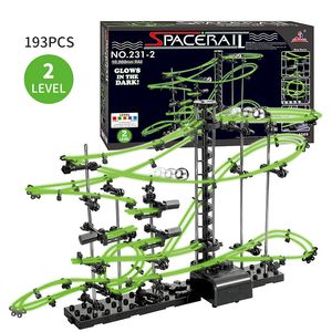 Diecast Model car 193pcs Roller Coaster Marble Run Ball Toys Luminous Diy Kid Educativo Montado Modelo Maze Race Track Juegos Juguetes para niños Regalo 230621