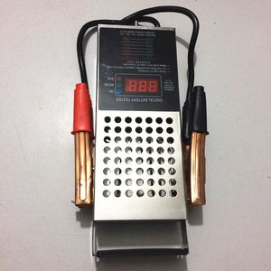Testeur de batterie numérique Instrument de mesure Décharge de compteur de tension 12V-16V 10AH-200A Idéal pour les voitures Vans RVs Véhicules agricoles