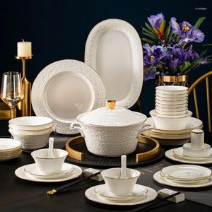 Ensemble de vaisselle en porcelaine de os pour 10 personnes blanches en relief plaques sensorielles haut de gamme Plats et cadeaux de luxe légers ménagers