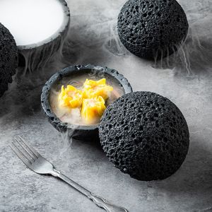 Plats Assiettes Planet Bowl Cuisine Moléculaire Créativité Imitez la tasse de fumée ronde vaisselle noire sur assiette boule de pierre de feu 230302