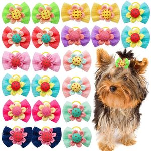 Ropa para perros 10pcs Bowknot Pet Puppy Hair Decoration Bow Sunflower Rubber Band y Cat Wholesale Grooming Accessories