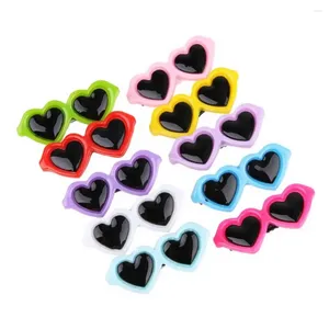 Vêtements de chien 10pcs lunettes de soleil en plastique pour animaux de compagnie épingles à cheveux pour chat chiot arcs lunettes en forme de coeur barrette pince à cheveux clips accessoires