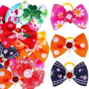 Ropa para perros 50 PCS Bows con gomas de gato Cat Hair Multicolor Rhinestons Beads decorados para mascota