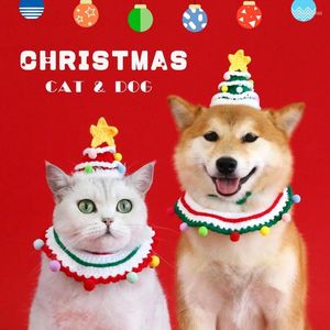 Appareils pour chiens Pet Cat Coll Collier en peluche Tissu cloche Bell Christmas Hat Hapin coloré et Bib Decorative Chain Winter