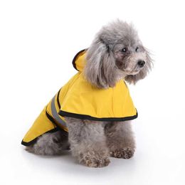 Vêtements pour chiens réfléchissant imperméable imperméable Glisten Cape de pluie Cape été vêtements pour chiens de compagnie sera et livraison directe de sable