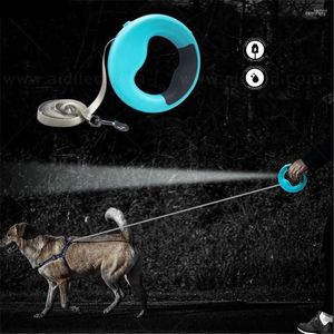 Colliers pour chiens laisse Bracelet rétractable Charge USB corde de Traction Durable avec lumière LED en plein air nuit marche fournitures pour animaux de compagnie