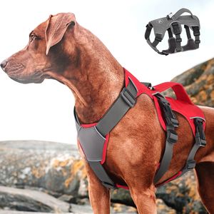 Colliers pour chiens Laisses No Pull Petit Moyen Grand Grand Chien Harnais Gilet Nylon Réglable Réfléchissant Étanche Pet Marche Harnais De Formation Avec Poignée 230613