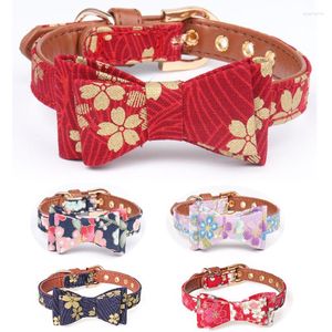 Colliers de chien imprimé cuir tissu Collier pour animaux de compagnie laisse chat Collier chaîne nœud papillon rouge cerise estampage pour petit moyen Perro Teddy