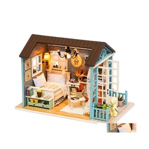 Accessoires de maison de poupée Cutebee Miniature DIY Dollhouse avec meubles en bois Casa Ama jouets pour enfants cadeau d'anniversaire Z007 220317 D Dhboi