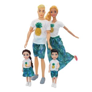 Poupées 4pcs Famille Dolls Kenwife Playset Mother Kids Dolls Ball articulées Vêtements parentaux bricolage Play House Toys for Baby Girls Cadeaux