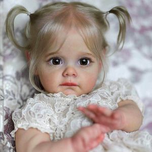 Muñecas Babys Reborn Doll 4558cm Silicona Bebé Adorable Realista Niño Bonecas Niña Menina De Surprice con Jirafa 230907