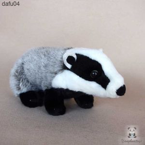 Dolls Badger Doll Toy Real Life en peluche en peluche Toys for Children Cadeaux de bonne qualité décoration L230522 L230522