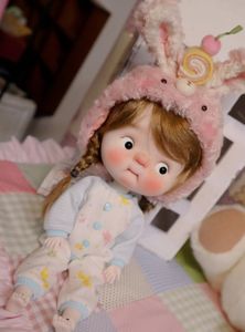 Muñecas BJD Muñeca qbaby bjd refundido Personalizar Muñecas de resina de lujo Muñeca desnuda pura Cabeza móvil con cuerpo pequeño 230111