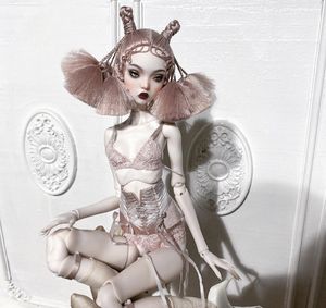 Poupées BJD SD poupée 1/4 poupée russe un cadeau d'anniversaire marionnette articulée de haute qualité jouet cadeau Dolly modèle Collection nue 230215