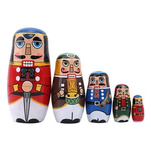 Poupées Vente 5 PcsSet Noyer Poupées Russes Peint À La Main Décor À La Maison Cadeaux D'anniversaire Bébé Jouets Poupées Gigognes En Bois Matryoshka 230612