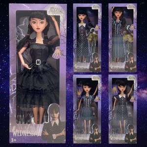 Muñecas Miércoles Figura De Anime Addams Familia Addams Figura De Acción Modelo Muñecas Decoración De Pvc Derss Up Colección De Juguetes Niños Cumpleaños Gif 231023