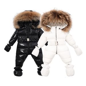 Down Coat Liquidation vente discount hiver bébé barboteuses nature fourrure imperméable tissu antisalissure remplissage duvet de canard bébé manteaux 6-24 M 231123