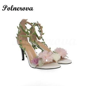 Chaussures de robe rose pastorale en mousseline de soie fleur talons hauts chaussures de mariage un mot feuille verte rotin sandales à lanières pour les femmes 230921