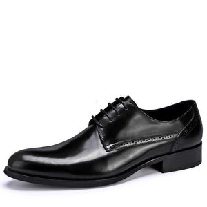 Chaussures habillées 2019 Retro Business Brogue Pointy Casual Chaussures Oxfords Marque De Luxe Chaussures Hommes En Cuir Véritable Hommes Chaussures Habillées Sapatos masculino R230227