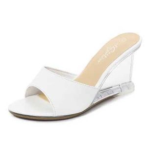 Zapatos de vestir 2020 Summer Women Slippers High Heel 8cm Fashion Fashion Ladies Wedges Beach Flip H240321N5ZV