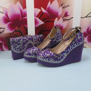 Robe chaussures arrivée violet multicolore mariée mariage pour femmes bout rond haut talon compensé pompes fête et sac à main ensemble