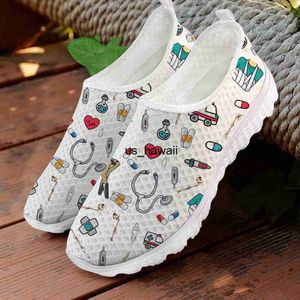 Chaussures habillées Cartoon Nurse / Premium Sketch Print Chaussures décontractées pour femmes Femme Appartements Plage Confortable Maille Slip-on Été Mocassins Femmes Baskets T230208