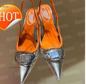 Zapatos de vestir D-SB Tacones de mezclilla Slingback Sandalias para mujer Bombas D Kittie Lienzo D Playa Verano Diseñador de lujo Tacón alto Fiesta Sexy Boda Cuero22