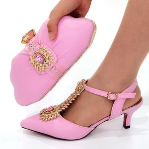Zapatos de vestir Doershow Zapato y bolso italiano Conjunto de bolsas 2021 mujeres en color rosa de Italia con HJB1-20