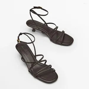 Chaussures habillées en cuir authentique en cuir sandales pour femmes chaton de chaton gladiateur 2024 talons hauts ouverts d'été