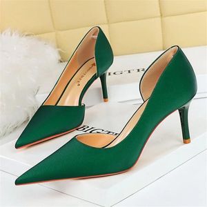 Zapatos de vestir coreano verano mujeres 8 cm tacones altos dama boda satén seda medio bajo chicas fetiche verde oficina fiesta evento hueco