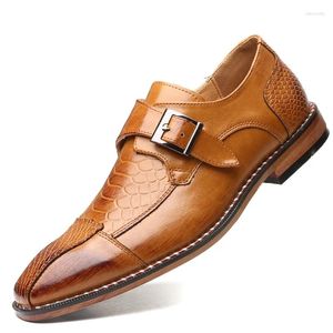 Robe chaussures hommes en cuir formel luxe affaires décontracté richelieu hiver mariage mode tendance pour hommes marron Oxfords Yui8