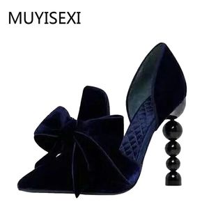 Chaussures Habillées Bleu Marine Marque Designer Femmes Chaussures Perle Talon Haut Bout Pointu Velours Arc 9 Cm Stiletto Parti Pompes 34-43 Yt02 Muyisexi 220112