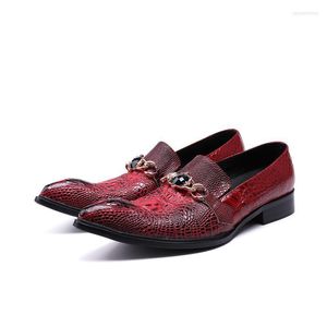 Chaussures habill￩es Fashion Fashion Men de personnalit￩ d￩contract￩e Lazy Classic Classic Retro Retro Crocodile Pattern Shoes Dress