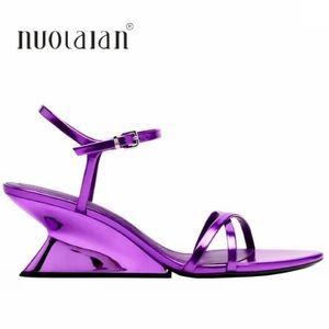 Robe chaussures compensées talons hauts métallisé violet bling sandales pour femmes N bande boucle sangle sexy femme bout ouvert été 231212