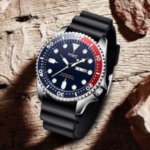 Men calendario dual Reloj de cuarzo Silicona correa de engranaje anillo de marcado para hombres relojes 40 mm de acero inoxidable reloj masculino deportes militar291o